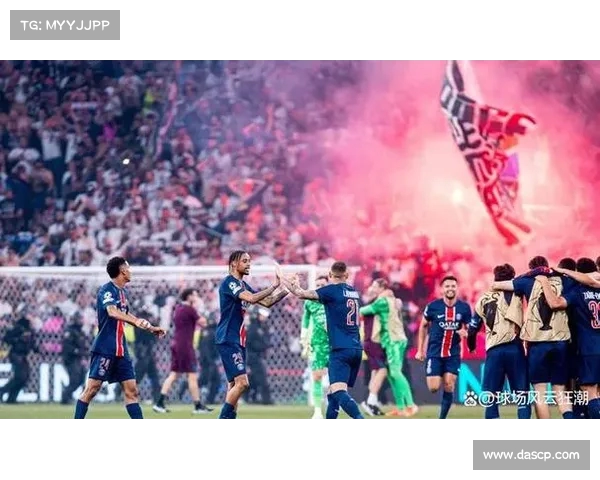 英超开幕战激烈角逐新赛季首场对决引发球迷热烈期待